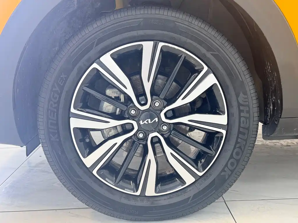 Kia KX3 2021 1.4L CVT Fun Edition with Sunroof