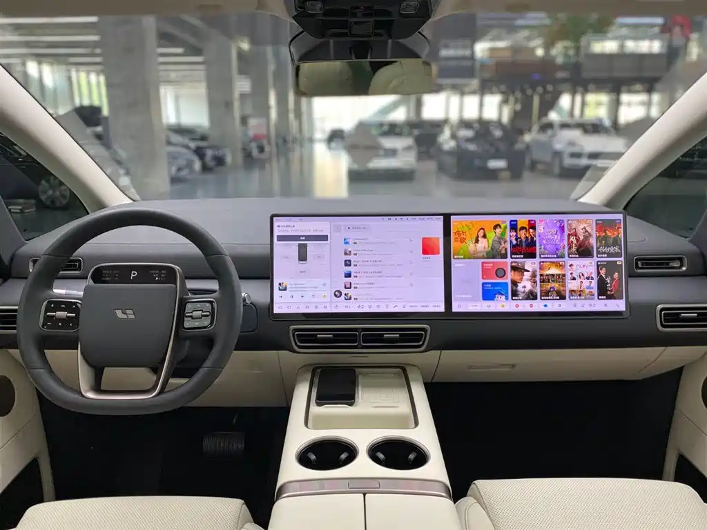 Li Auto MEGA 2025 Home Family Special Edition