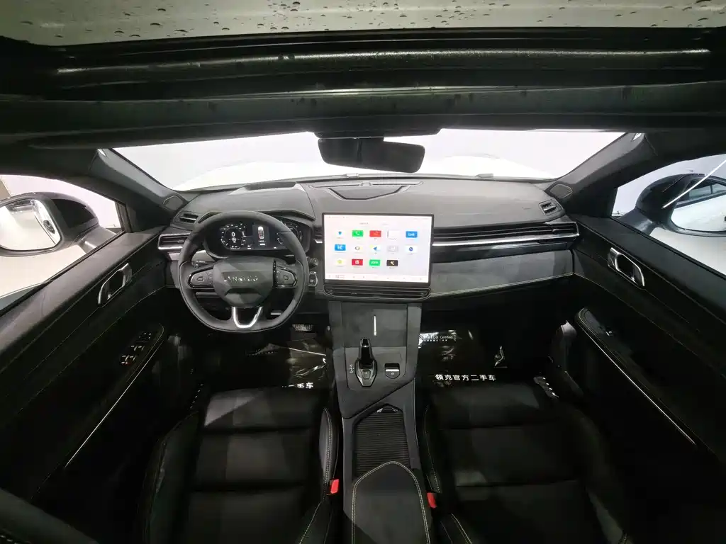 Lynk & Co 01 2.0TD AWD Pro