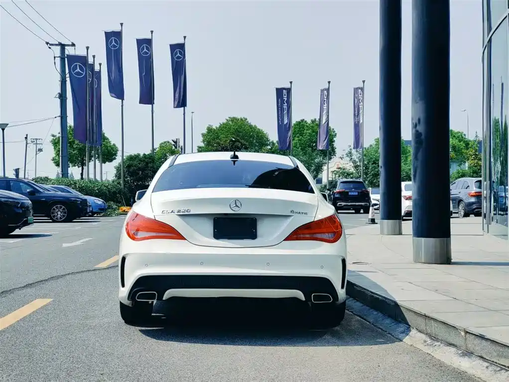 Mercedes-Benz CLA 2015 CLA 220 4MATIC