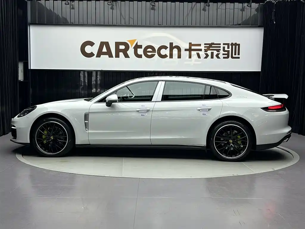 2023 Porsche Panamera Executive LWB 2.9T