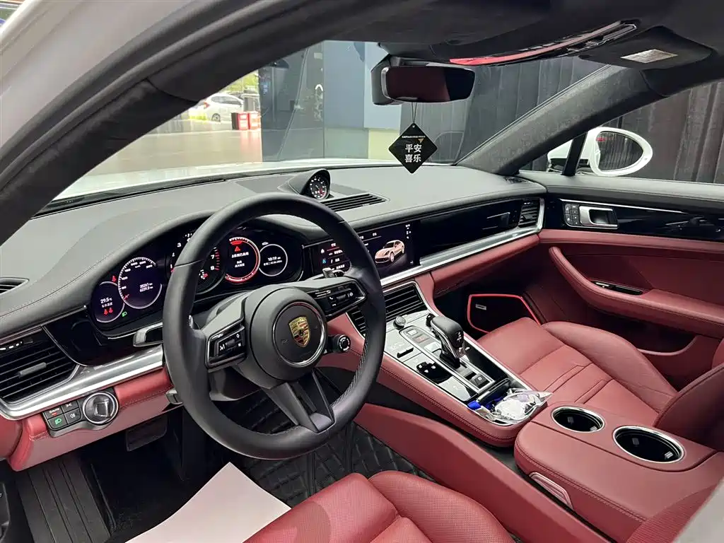 2023 Porsche Panamera Executive LWB 2.9T