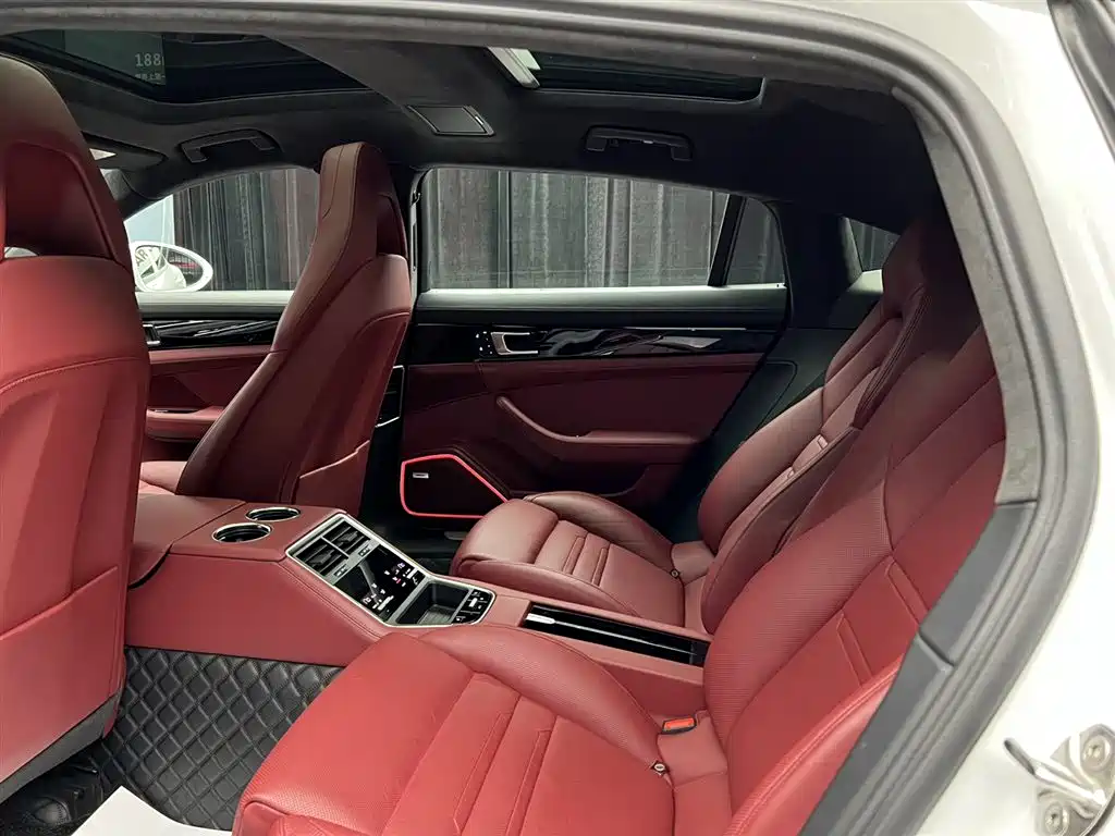 2023 Porsche Panamera Executive LWB 2.9T