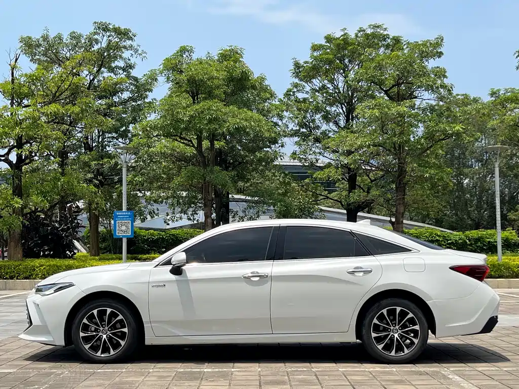 Toyota Avalon 2023 Hybrid 2.5L Luxury Edition