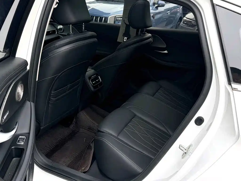 Chery Arrizo 8 2022 1.6T DCT Ya