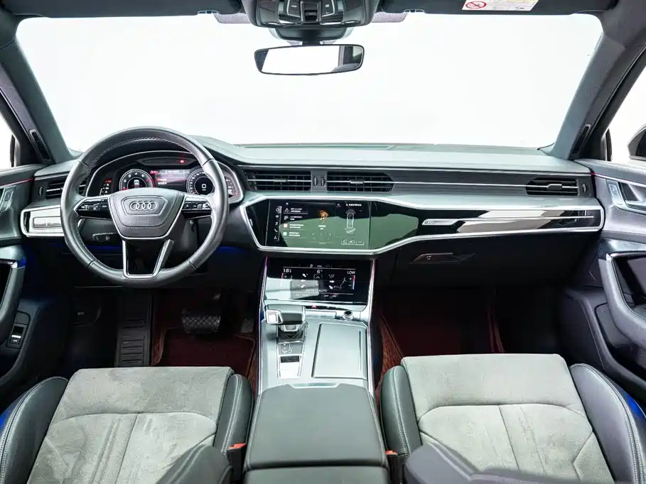 Audi A6L 2023 40 TFSI Luxury Dynamic