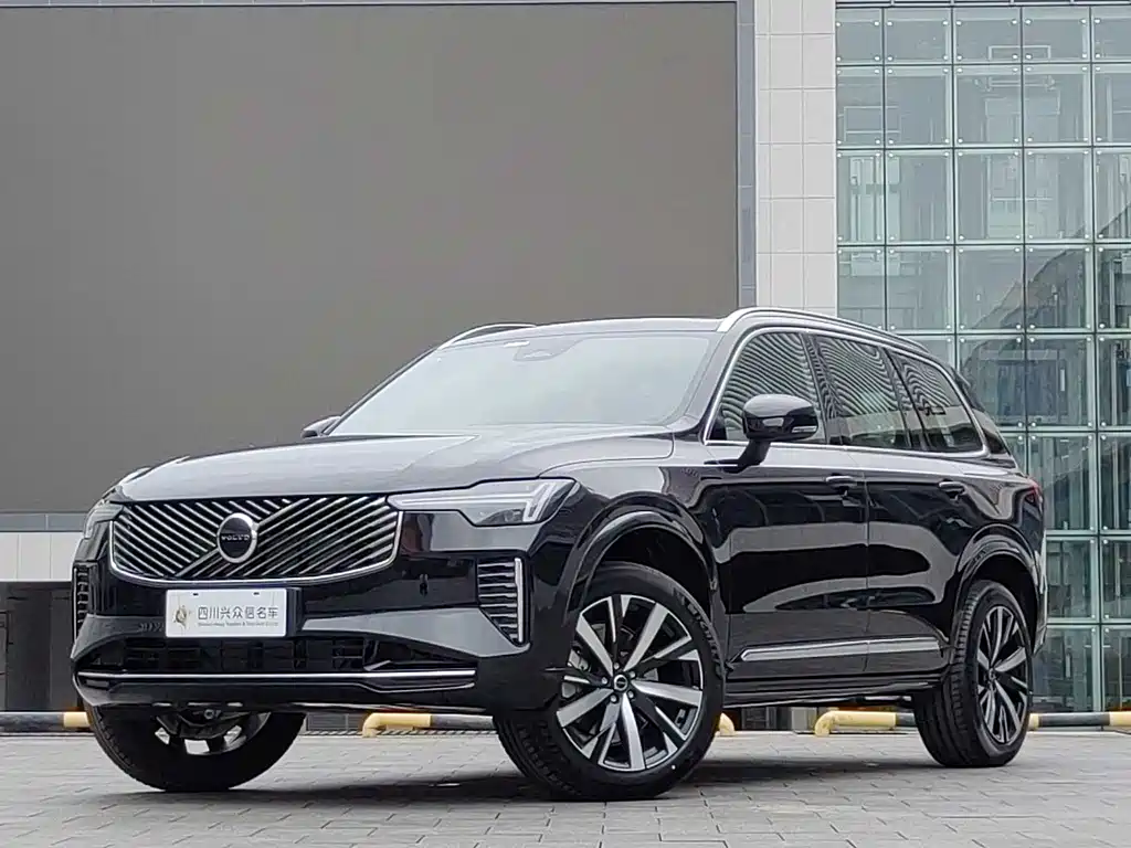 Volvo XC90 B5 AWD Core 5-Seater