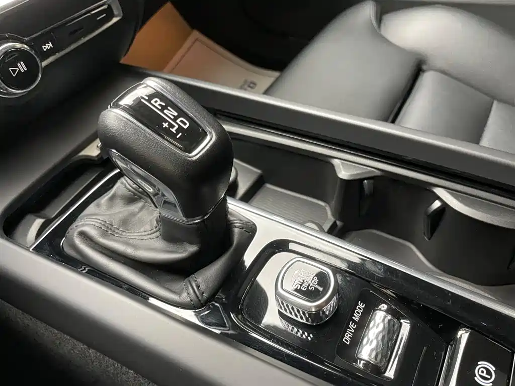 Volvo S60 2021 T4 Momentum
