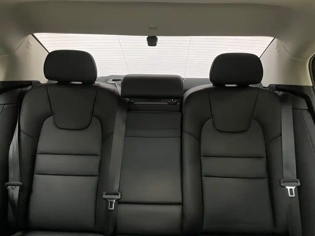 Volvo S60 2021 T4 Momentum