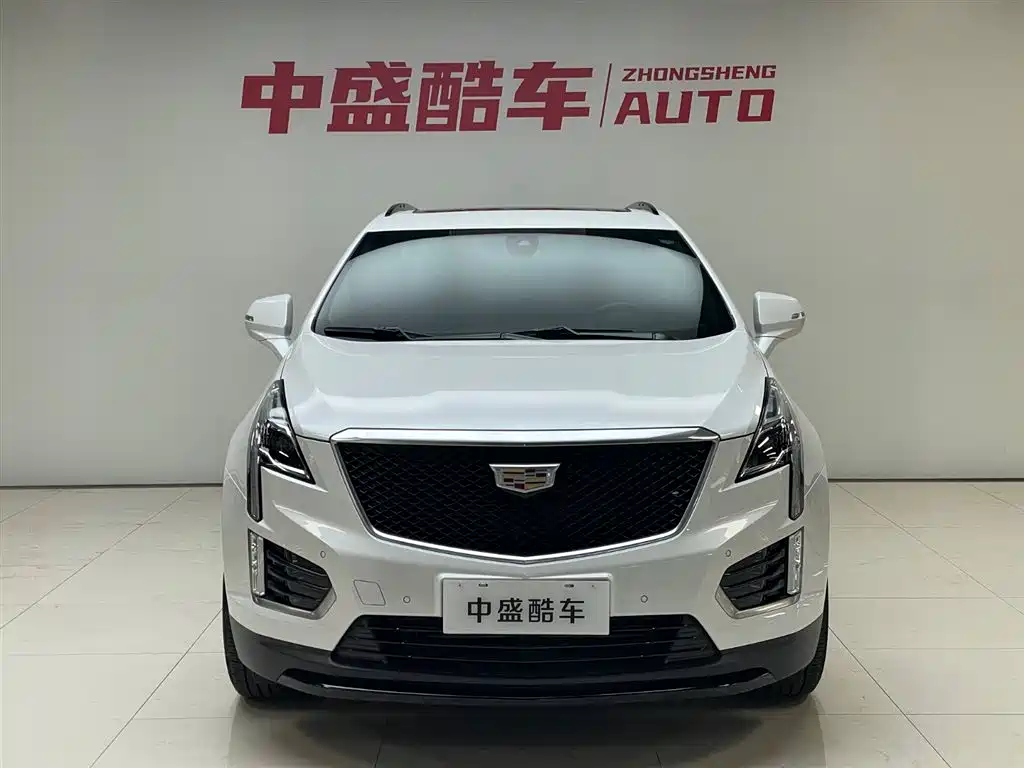 Cadillac XT5 2021 28T AWD Leading Sport Edition
