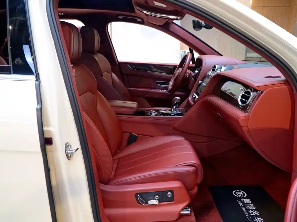 Bentley Bentayga 2017 6.0T Standard Edition