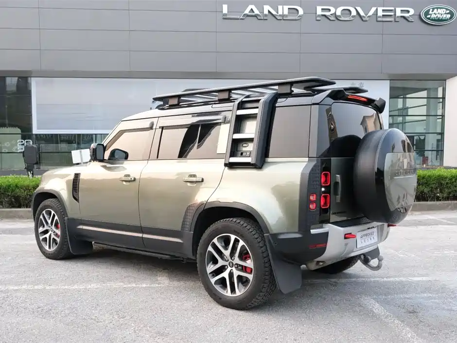 Land Rover Defender 2024 110 3.0T P400 Dark Special Edition