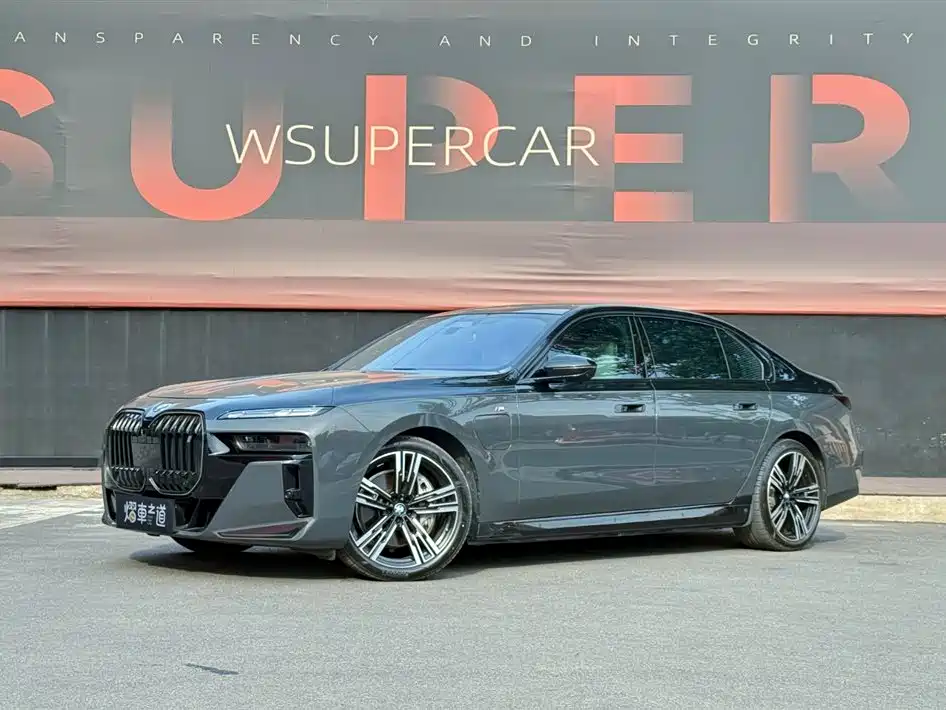 BMW i7 2023 xDrive60L M Sport Package