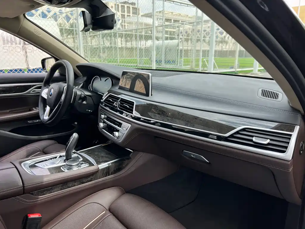 BMW 7 Series 2017 740Li Leading Edition