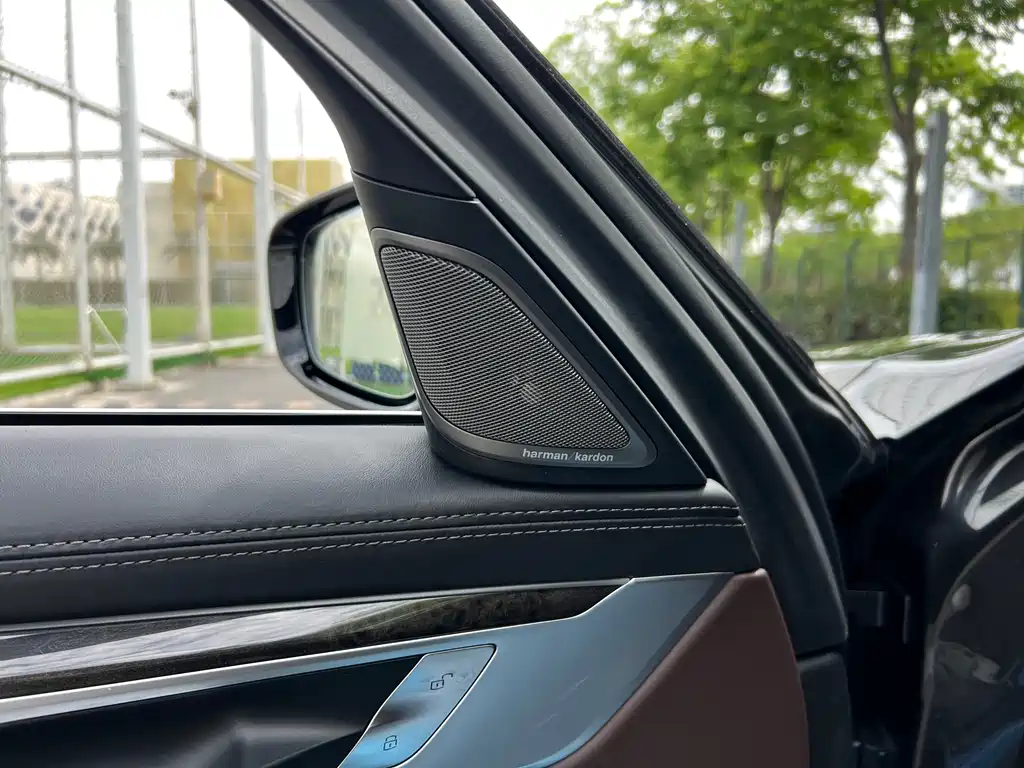 BMW 7 Series 2017 740Li Leading Edition