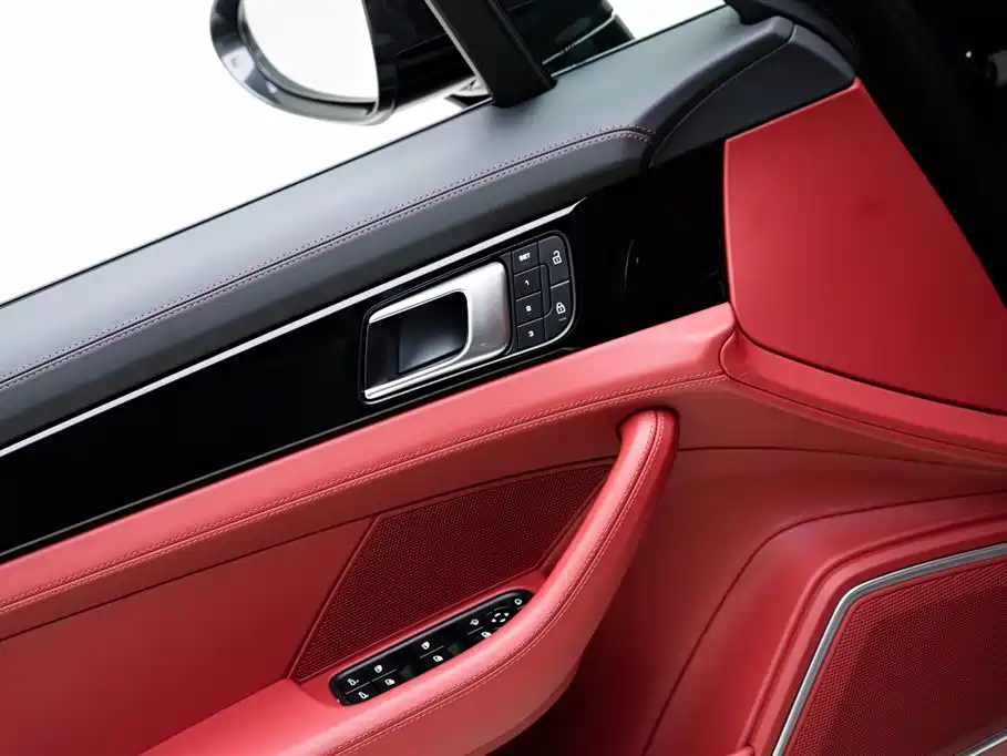 Porsche Panamera 2023 Facelift Panamera 2.9T Platinum Edition
