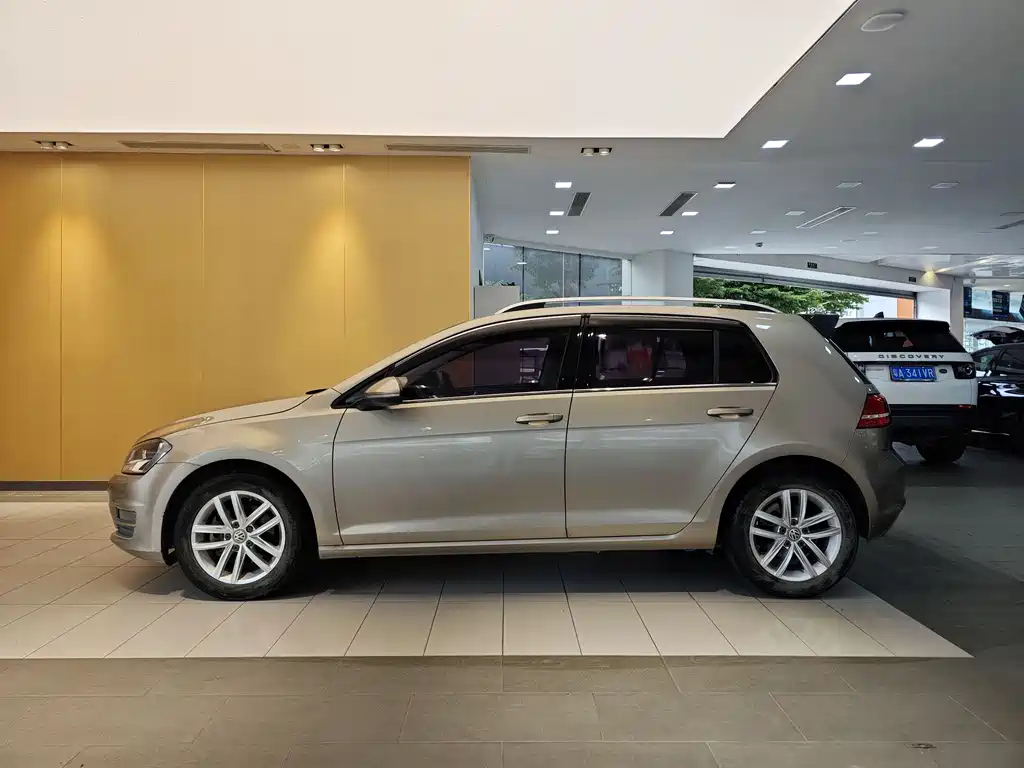 Volkswagen Golf 2015 1.6L Automatic Fashion
