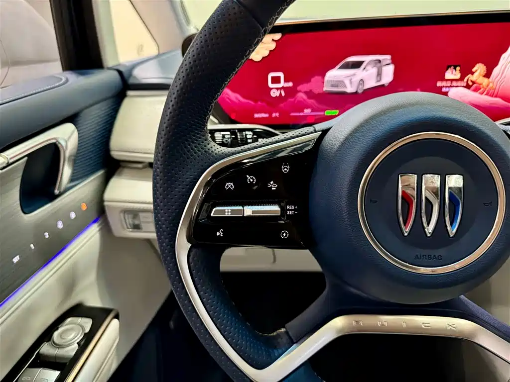 Buick GL8 EV 2024 Lu Zun Luxury 7-Seater