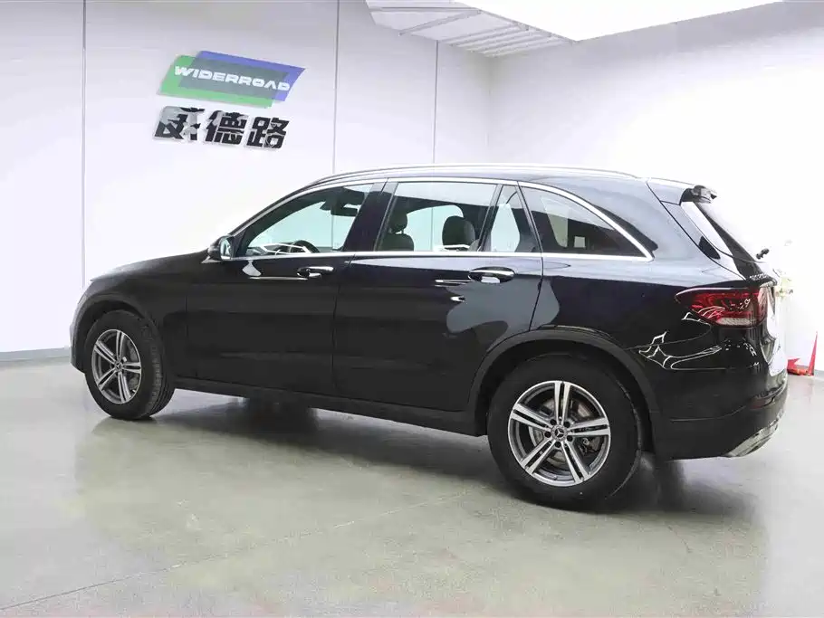 Mercedes-Benz GLC 2021 GLC 260 L 4MATIC Dynamic