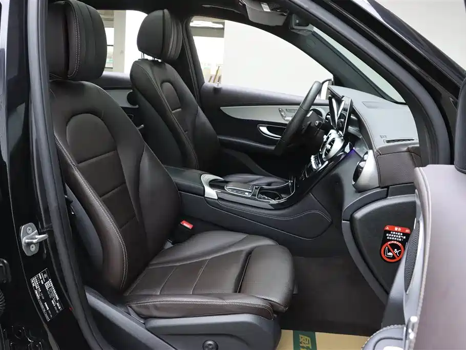 Mercedes-Benz GLC 2021 GLC 260 L 4MATIC Dynamic