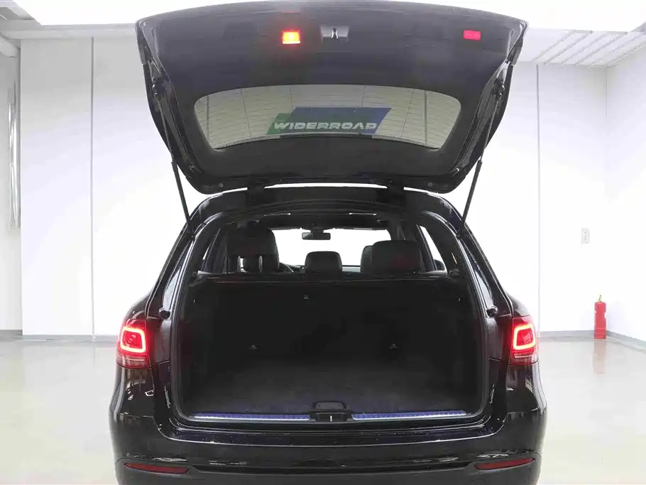 Mercedes-Benz GLC 2021 GLC 260 L 4MATIC Dynamic