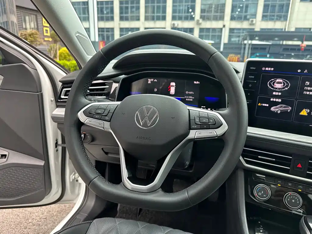 Volkswagen Sagitar 2024 300TSI DSG Beyond Edition