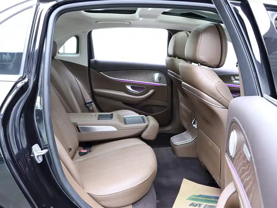 Mercedes-Benz E-Class 2023 Facelift E 260 L
