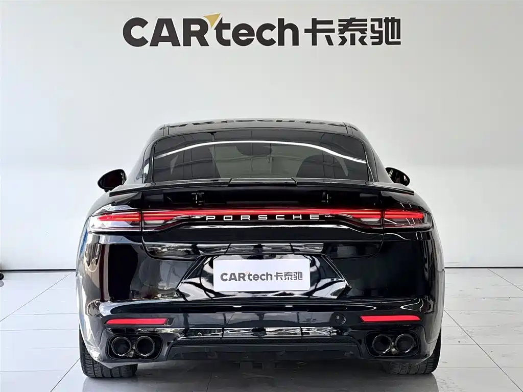 2014 Porsche Panamera 4 3.0T