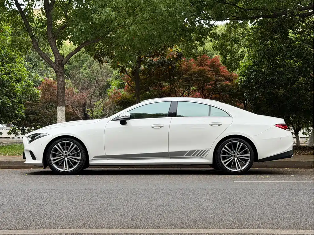 Mercedes-Benz CLS 260 2021