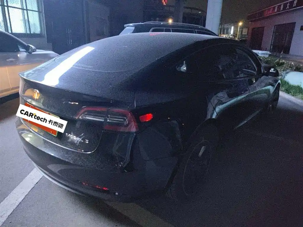 Model 3 2022 Rear-Wheel Drive