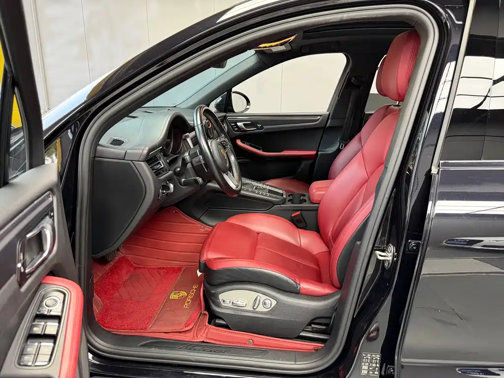 Porsche Macan 2.0T