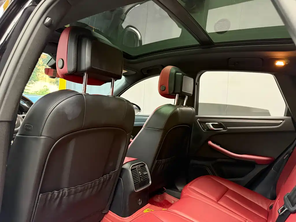 Porsche Macan 2.0T