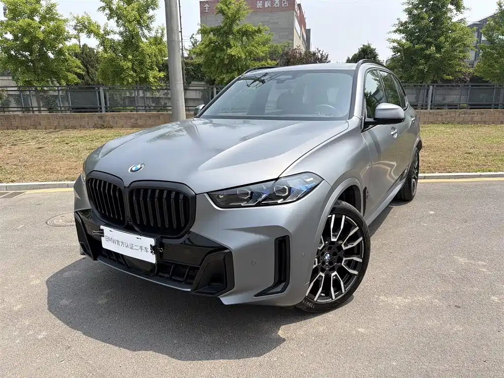 BMW X5 2025 xDrive 40Li M Sport Night Edition