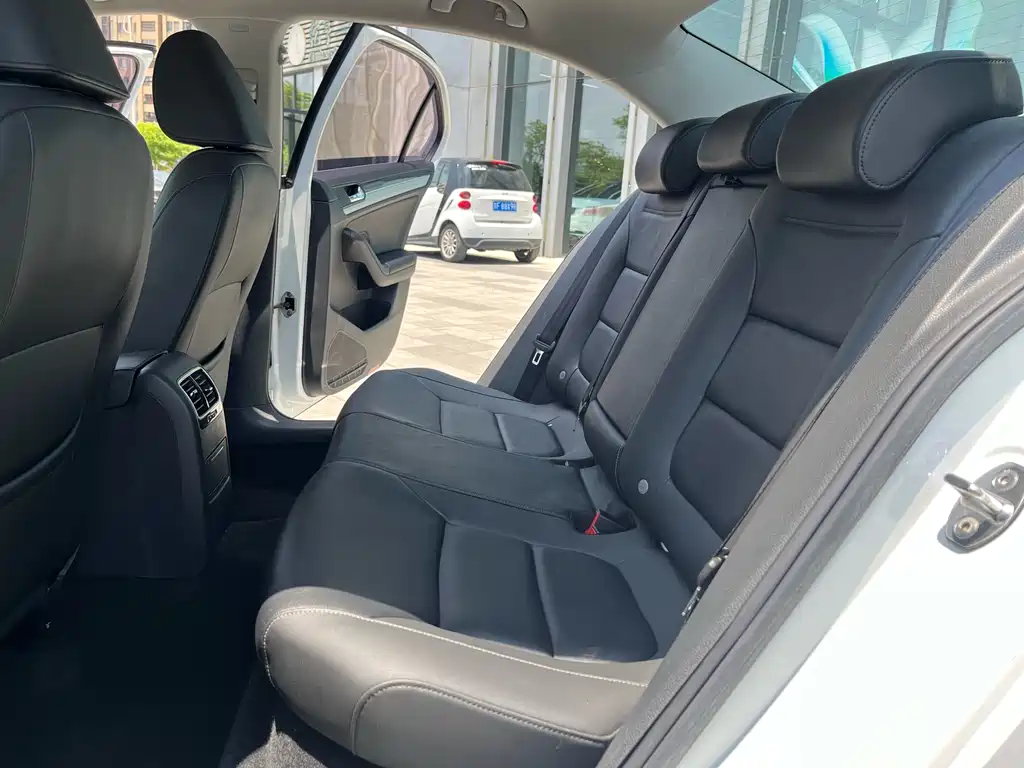 Sagitar 2018 280TSI DSG Yidong Edition