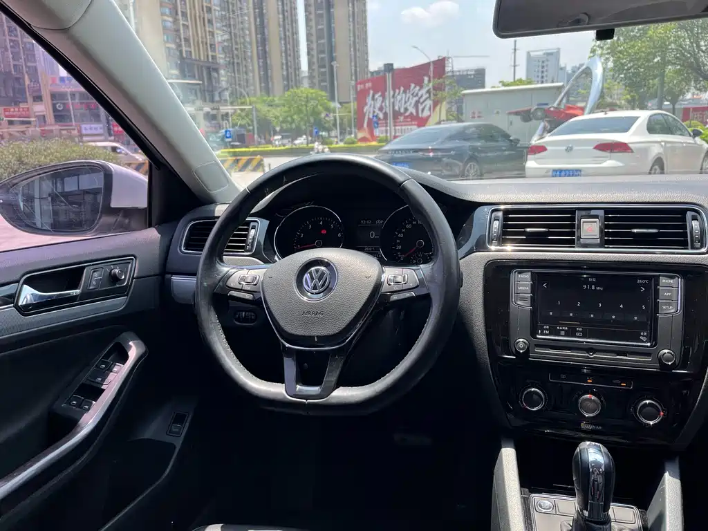 Sagitar 2018 280TSI DSG Yidong Edition