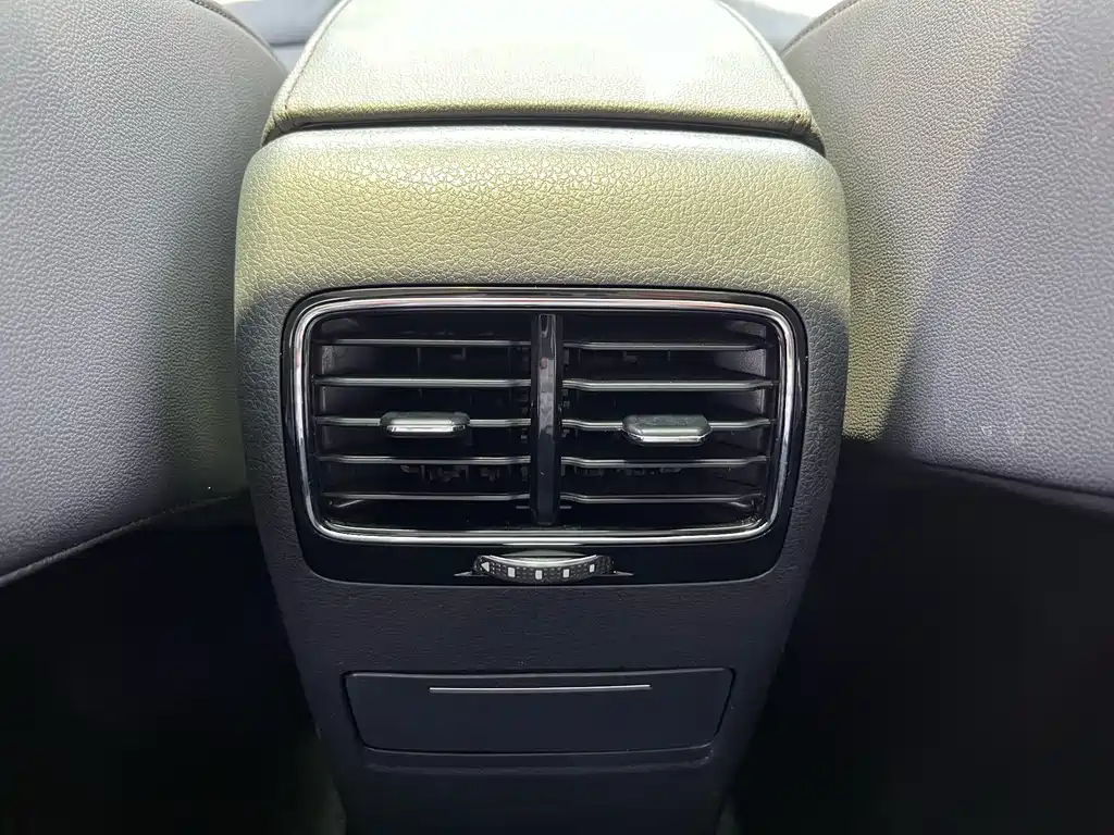 Sagitar 2018 280TSI DSG Yidong Edition