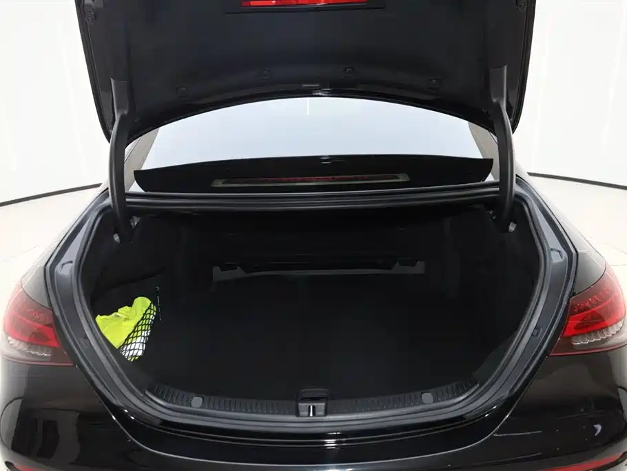Mercedes-Benz E-Class 2022 Facelift III E 300 L Fashion Edition