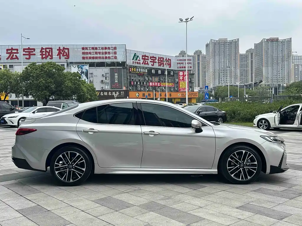 Camry 2026 Dual Engine 2.0HSE Sport Lite Edition