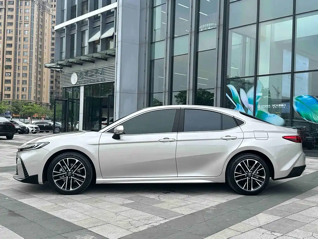 Camry 2026 Dual Engine 2.0HSE Sport Lite Edition