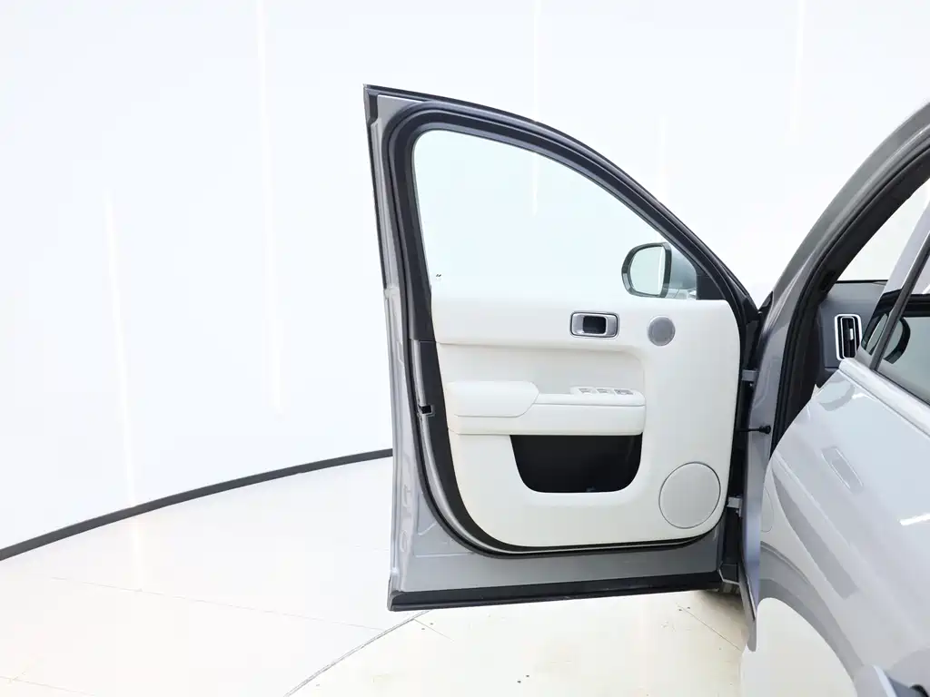 Li Auto L8 2025 Max Smart Refresh Edition