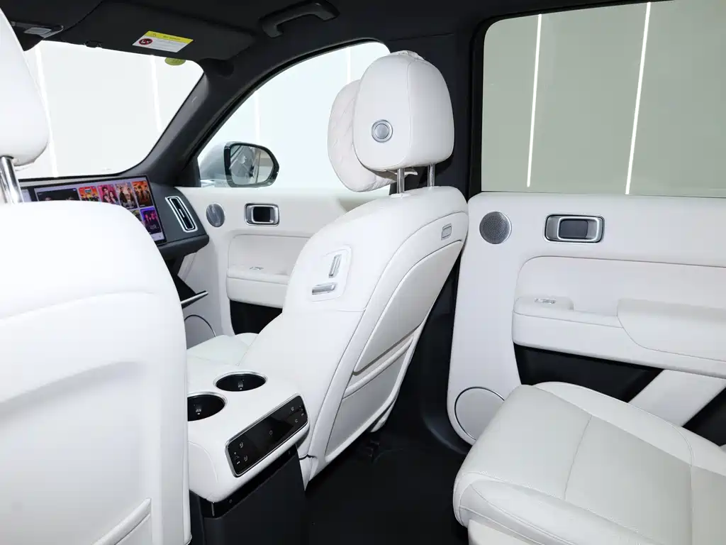 Li Auto L8 2025 Max Smart Refresh Edition