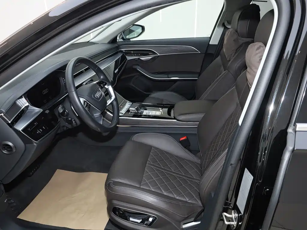 Audi A8 L 50 TFSI quattro