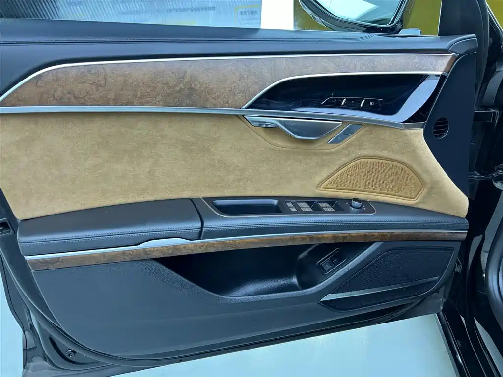 Audi A8 2021 A8L 55 TFSI quattro Luxury Edition