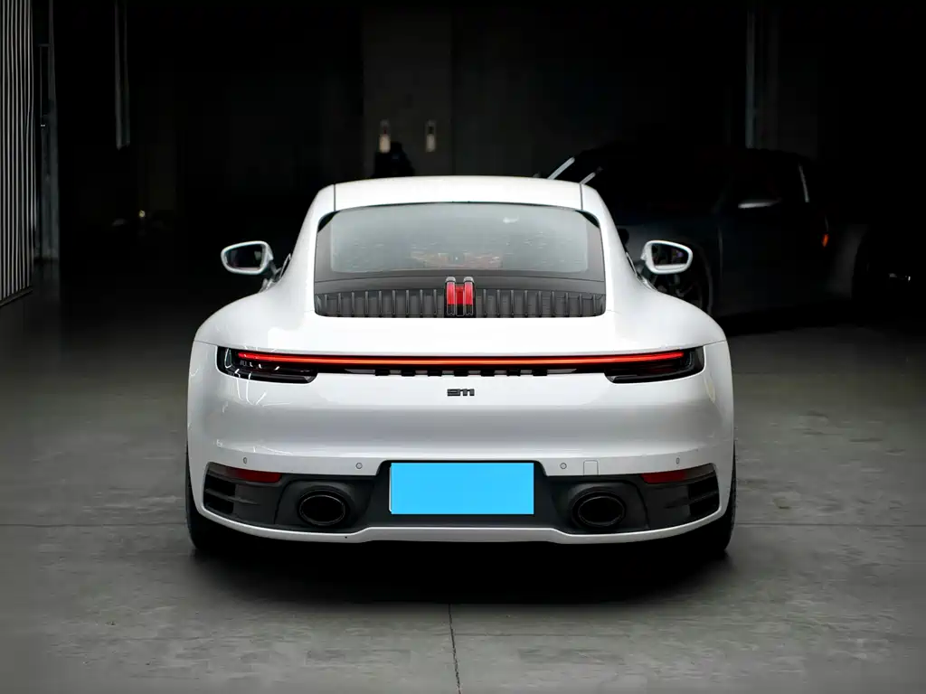 Porsche 911 2023 Carrera 3.0T