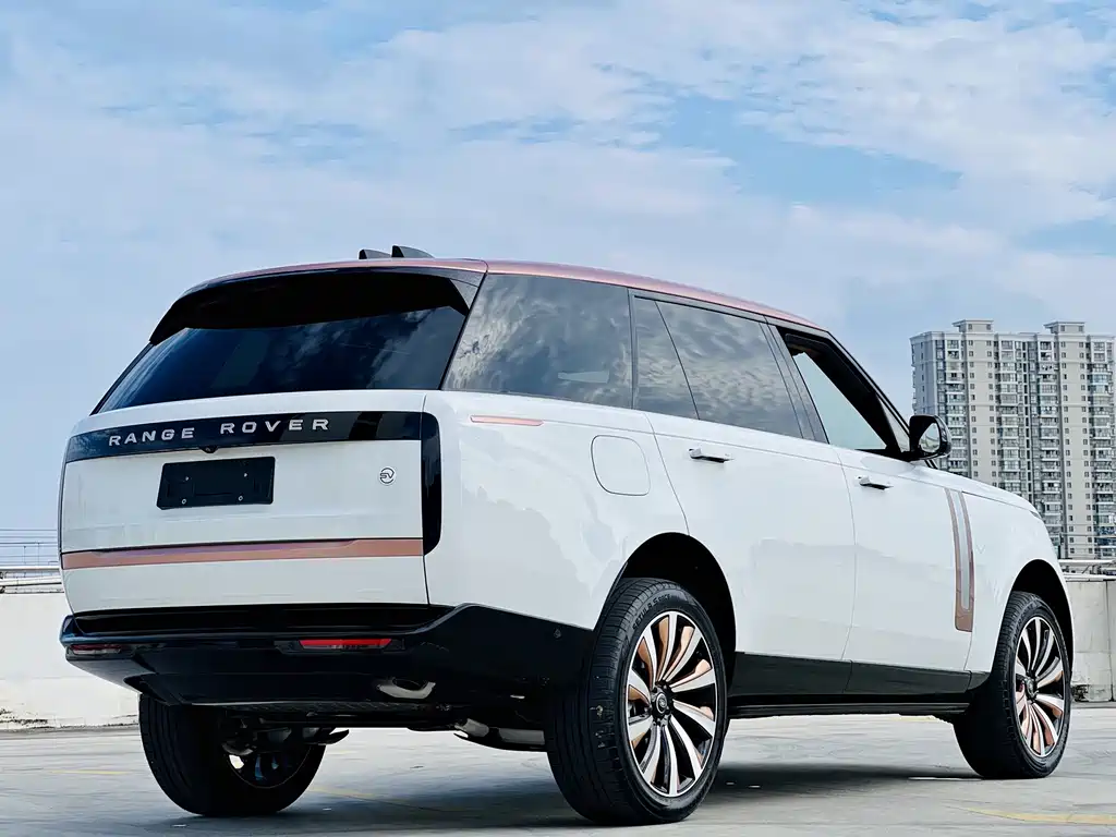 Range Rover 2024 3.0 L6 400PS Autobiography LWB