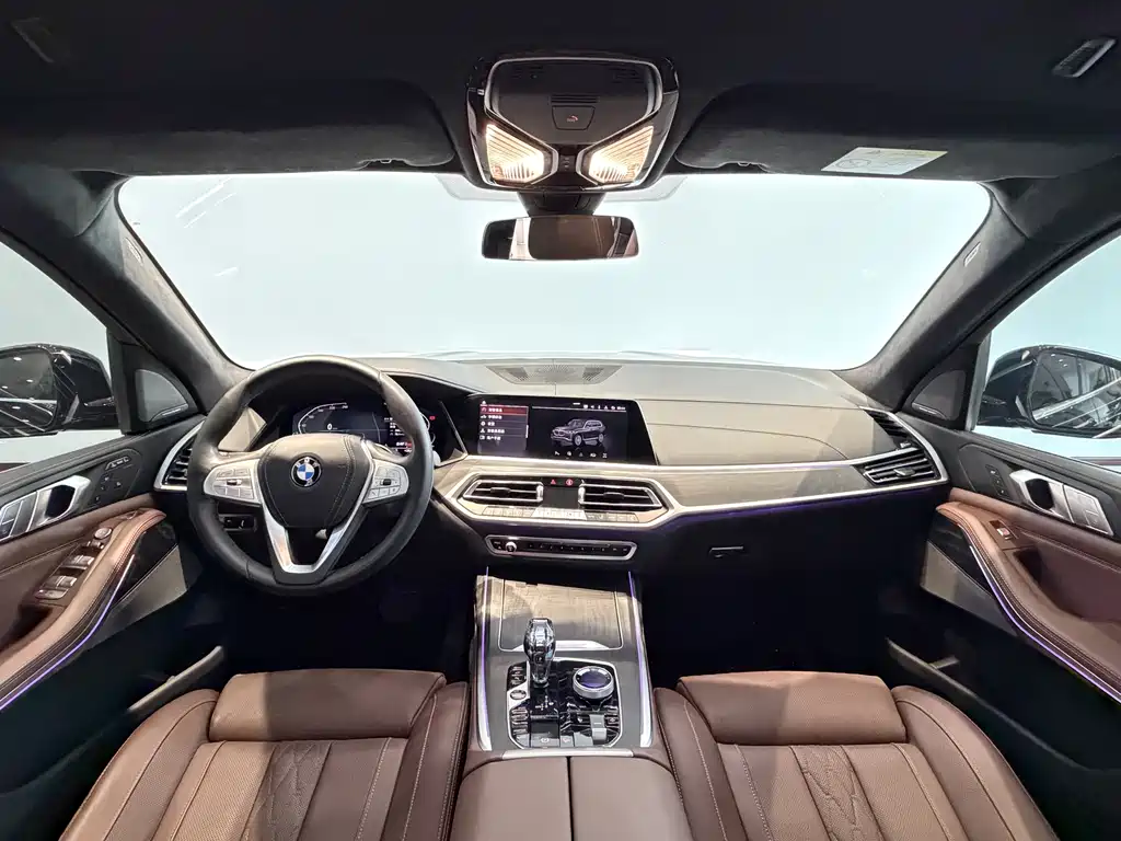 BMW X7 2021 xDrive40i Premium Luxury Package