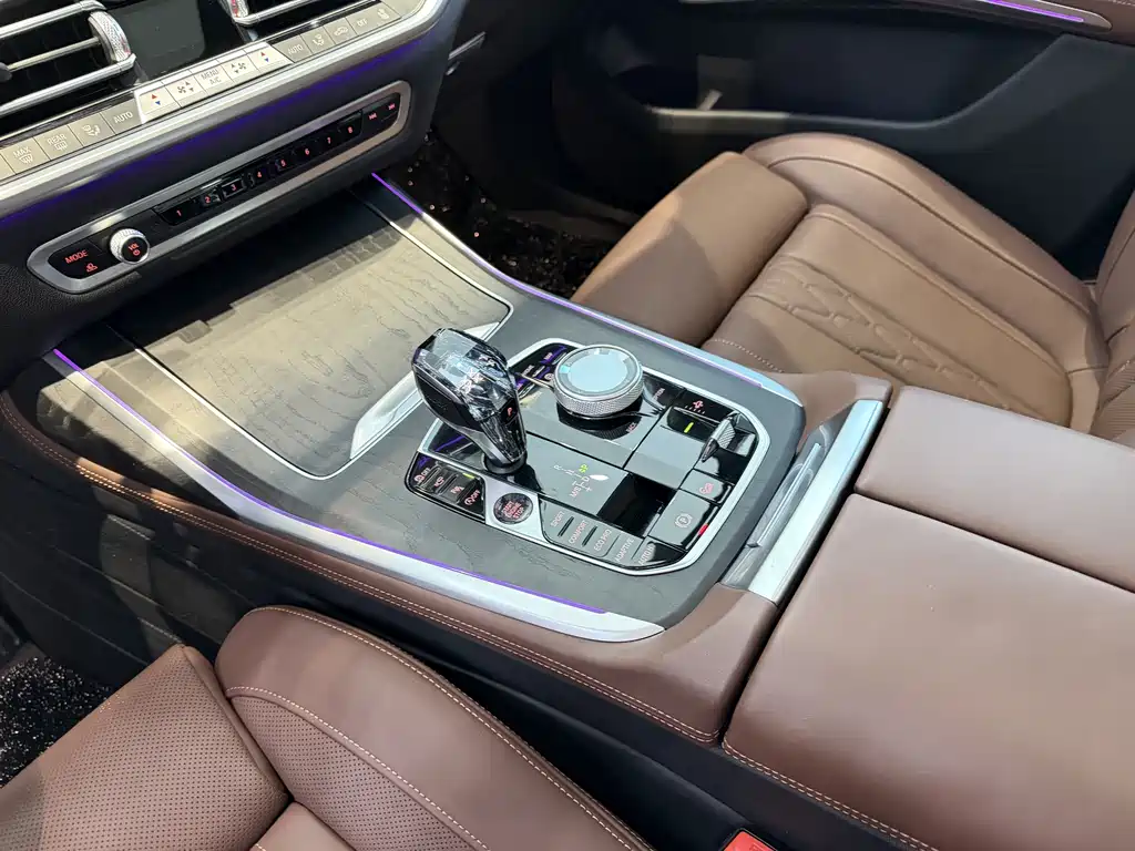 BMW X7 2021 xDrive40i Premium Luxury Package