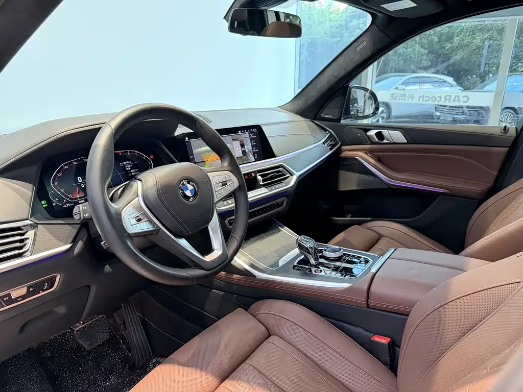 BMW X7 2021 xDrive40i Premium Luxury Package