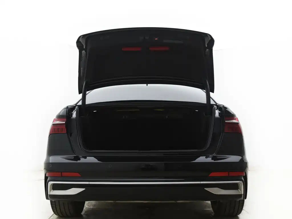 Audi A6L 2024 40 TFSI Luxury Dynamic Edition