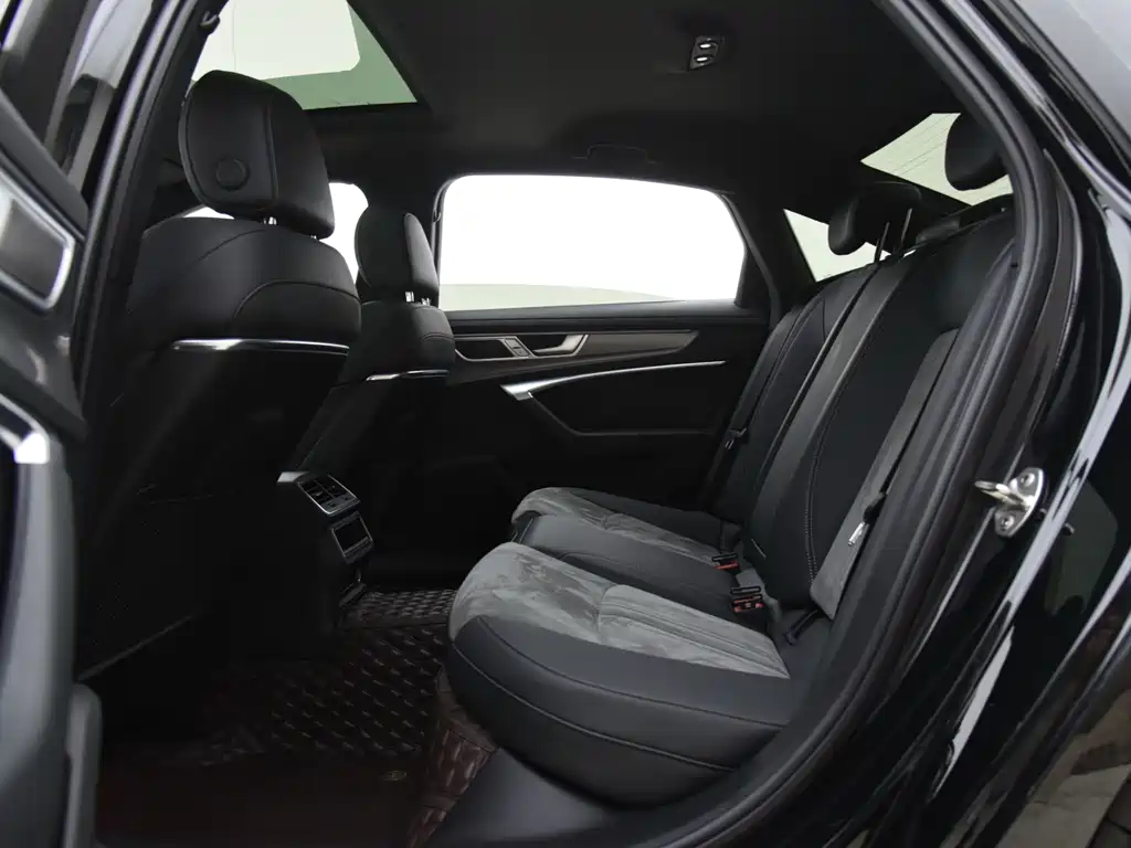 Audi A6L 2024 40 TFSI Luxury Dynamic Edition